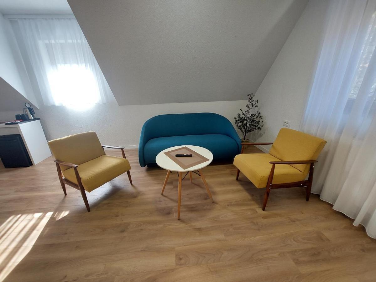 Large Double Room